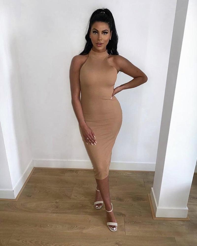 25P Dutch model and TV host Dounia