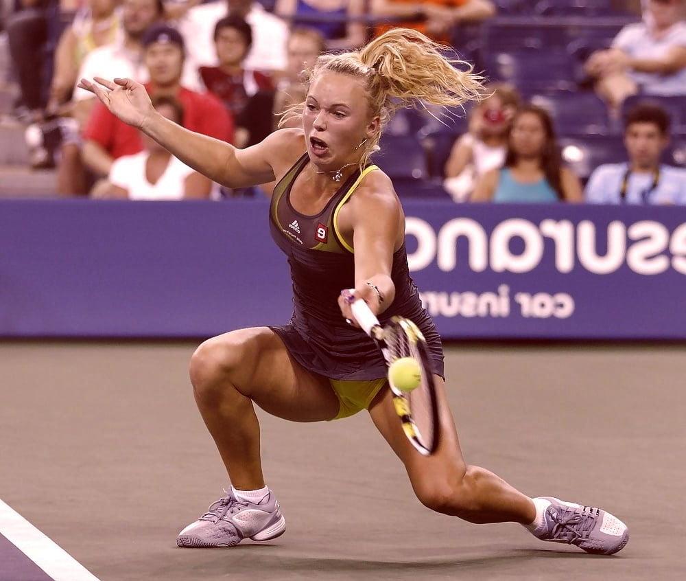 25P Caroline Wozniacki tennis cameltoe