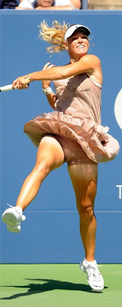 25P Caroline Wozniacki tennis cameltoe