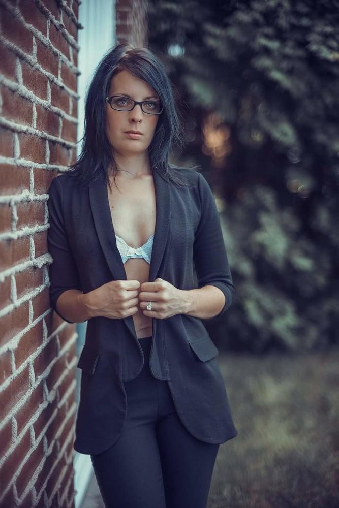 24P Canadian erotic full models-5