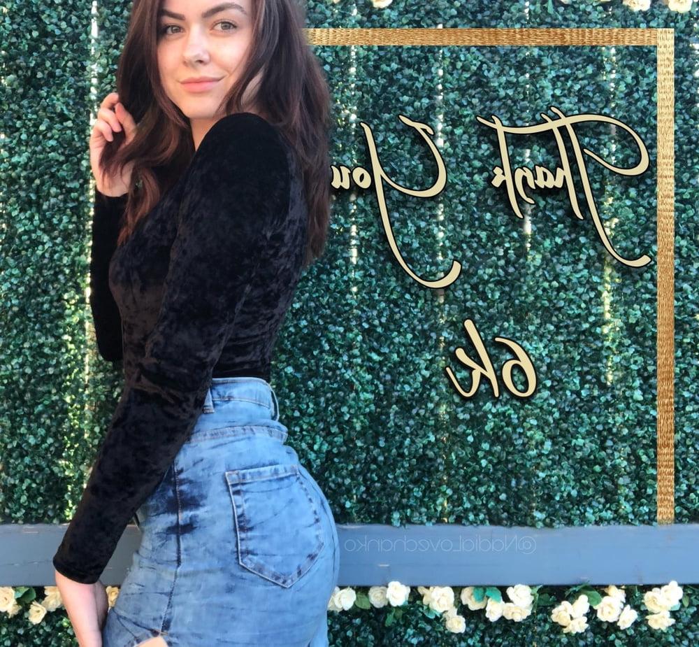 22P Nadia Love