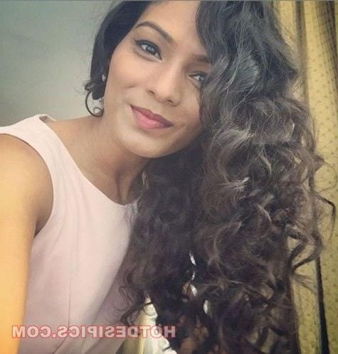 25P indian sexy doctor naked selfie