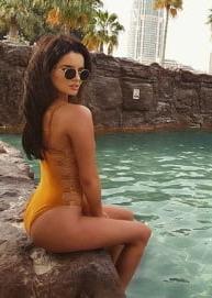 25P Love Island Sluts