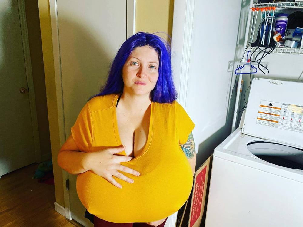 21P monster tits