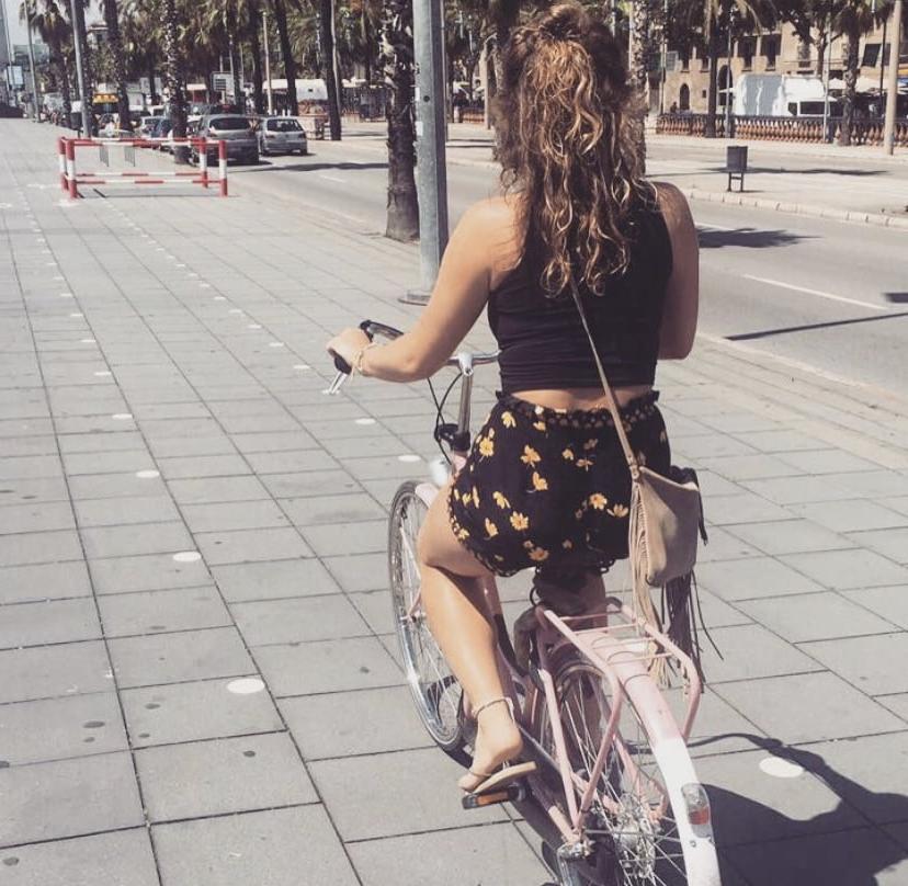 16P Dutch teen 2, who has her nudes?