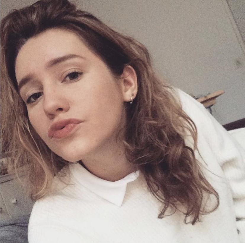 16P Dutch teen 2, who has her nudes?