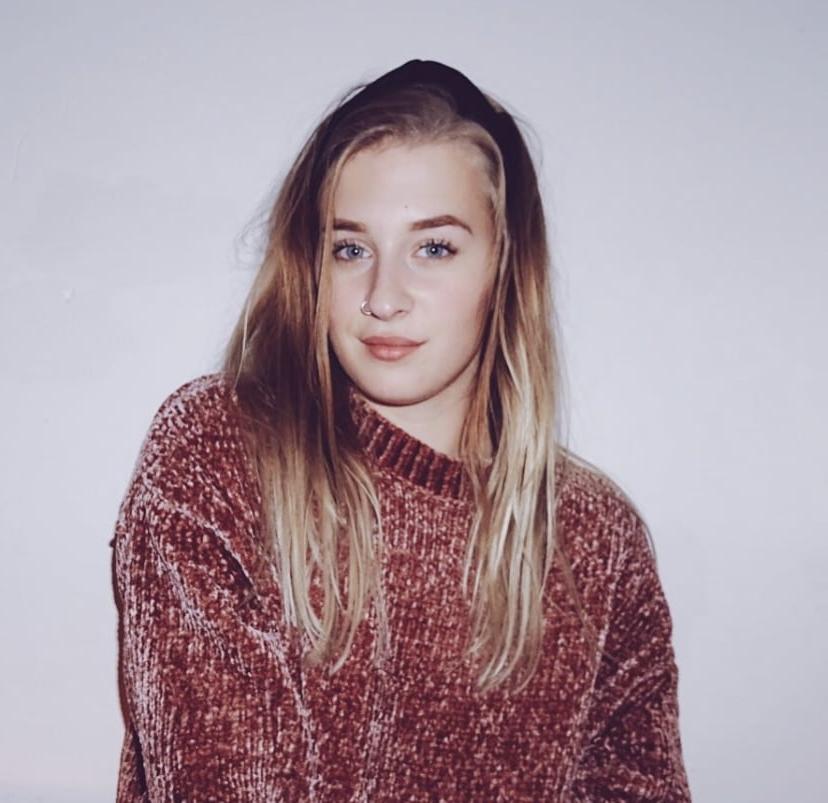 16P Dutch Teen 1, who has her nudes?