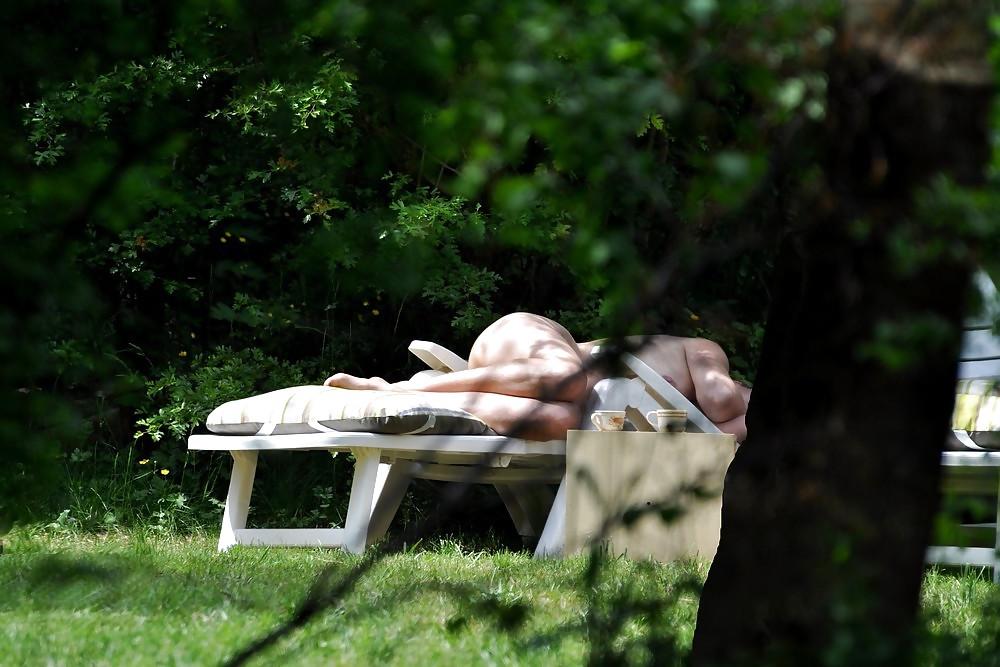 13P Stolen pics the neighbour gets a tan 