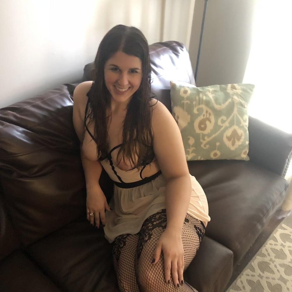 15P My amazing 28yo Belleville, Illinois fuck toy Lynn exposed