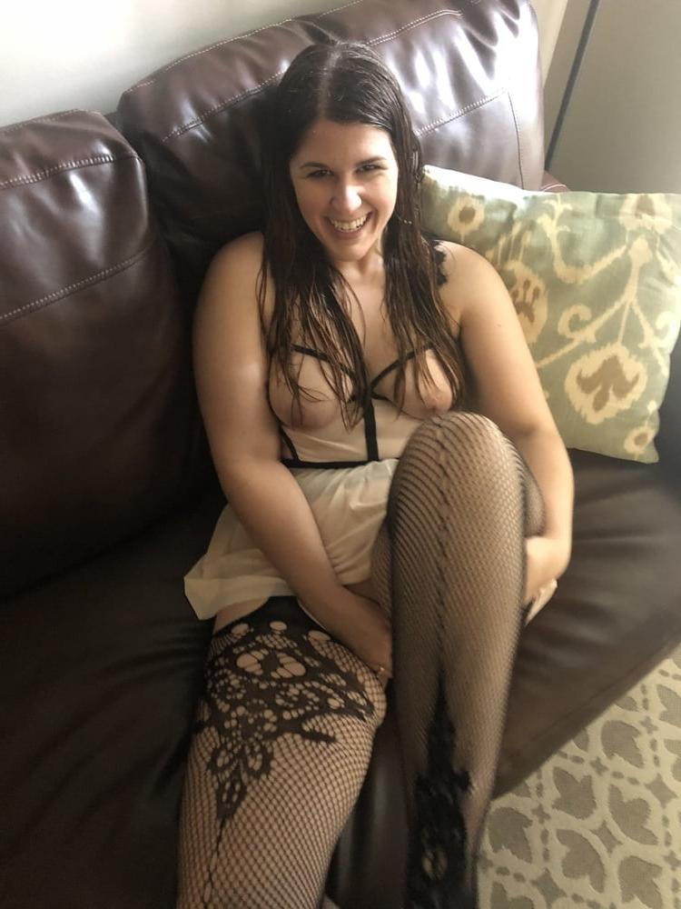 15P My amazing 28yo Belleville, Illinois fuck toy Lynn exposed