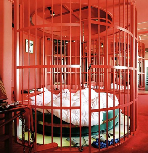 25P Cage 1!