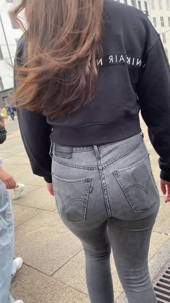 25P I love butts