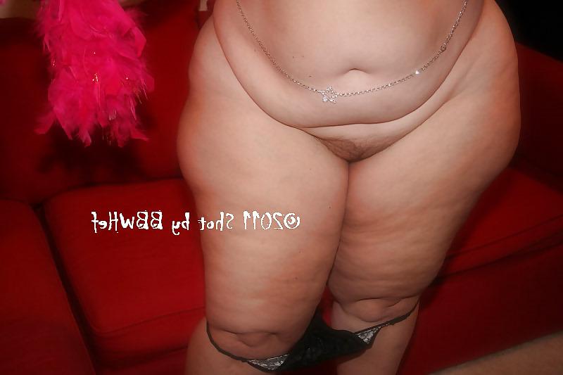 21P AMBER ON THE RED COUCH SHOT BY BBWHEF