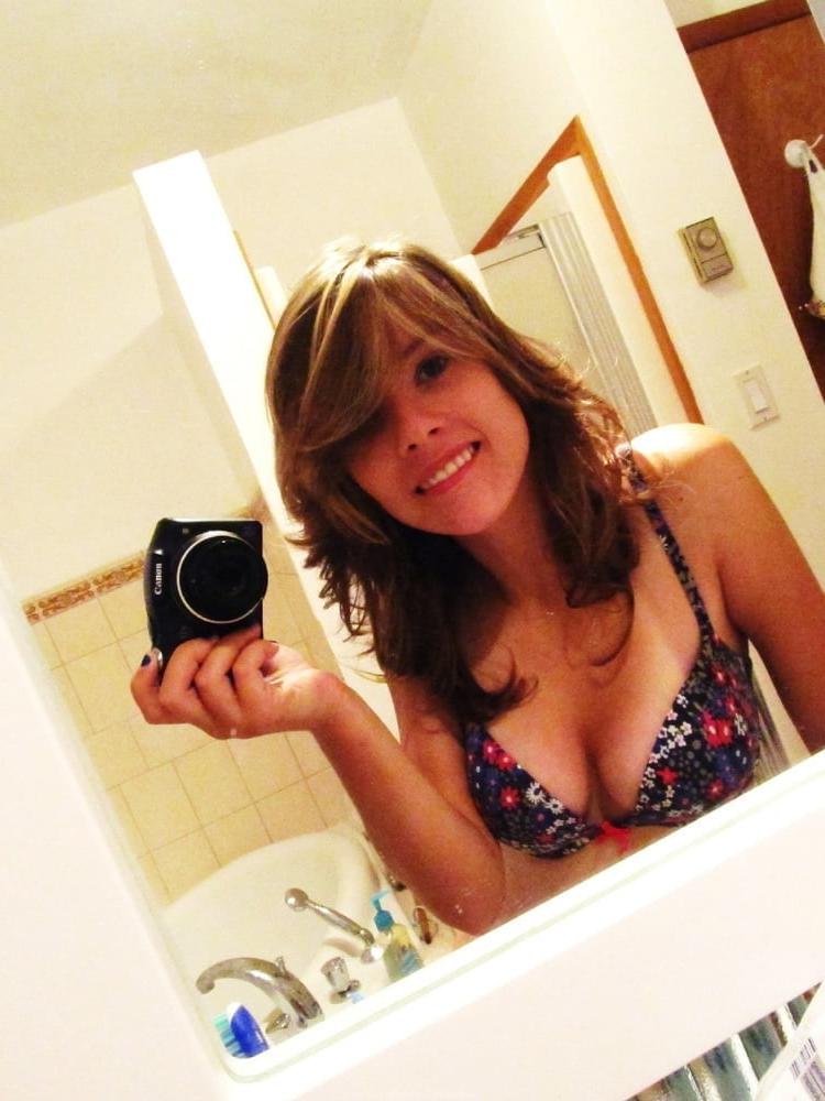 25P Sarah is a slim brunette teen I want to fuck