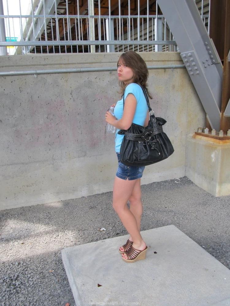 25P Sarah is a slim brunette teen I want to fuck