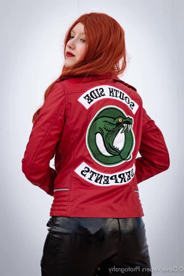 25P Bombshell Cosplay