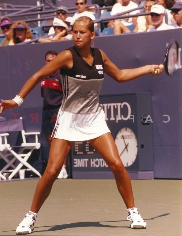 25P Anna Kournikova Fit As Fuck 8