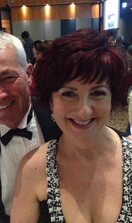 25P Facebook friends I want to fuck #3: Milfs