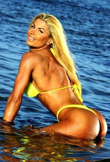 25P Federica Belli! Blonde Bombshell!