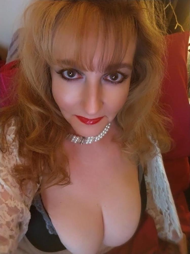 25P Women id love to DOMINATE
