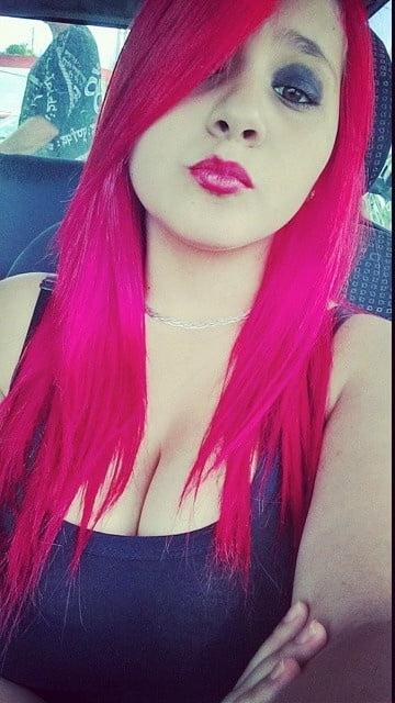 25P Rafaela peituda teen busty