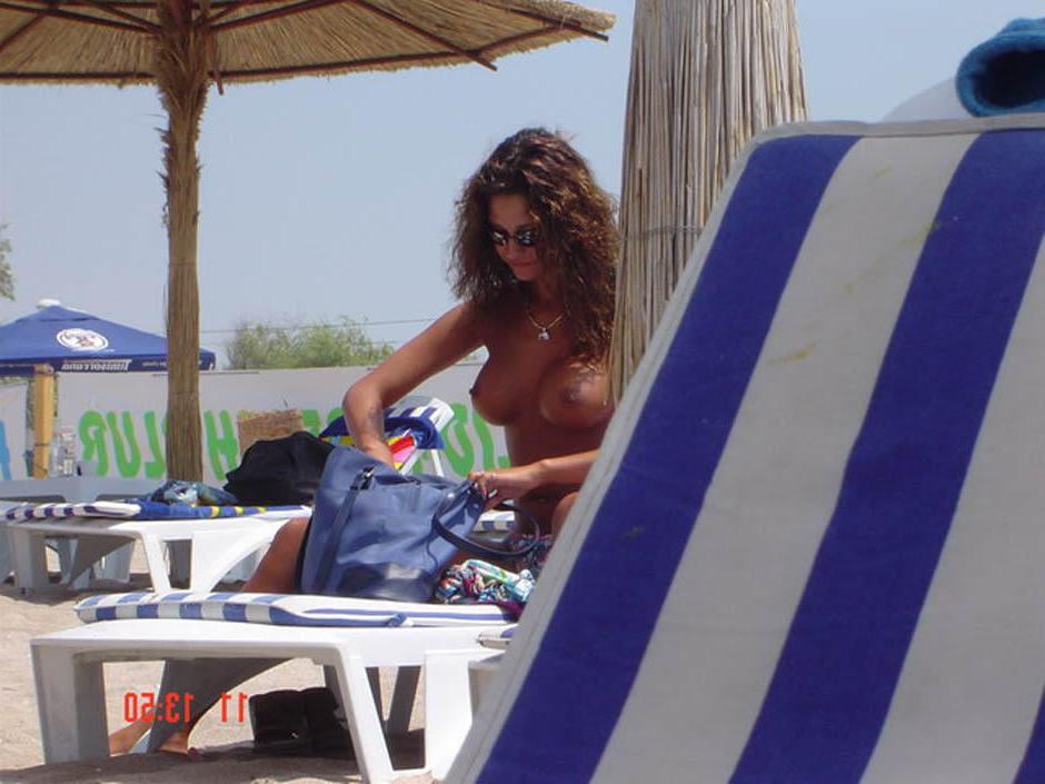 25P MERCHENDIZ BEACH PARK