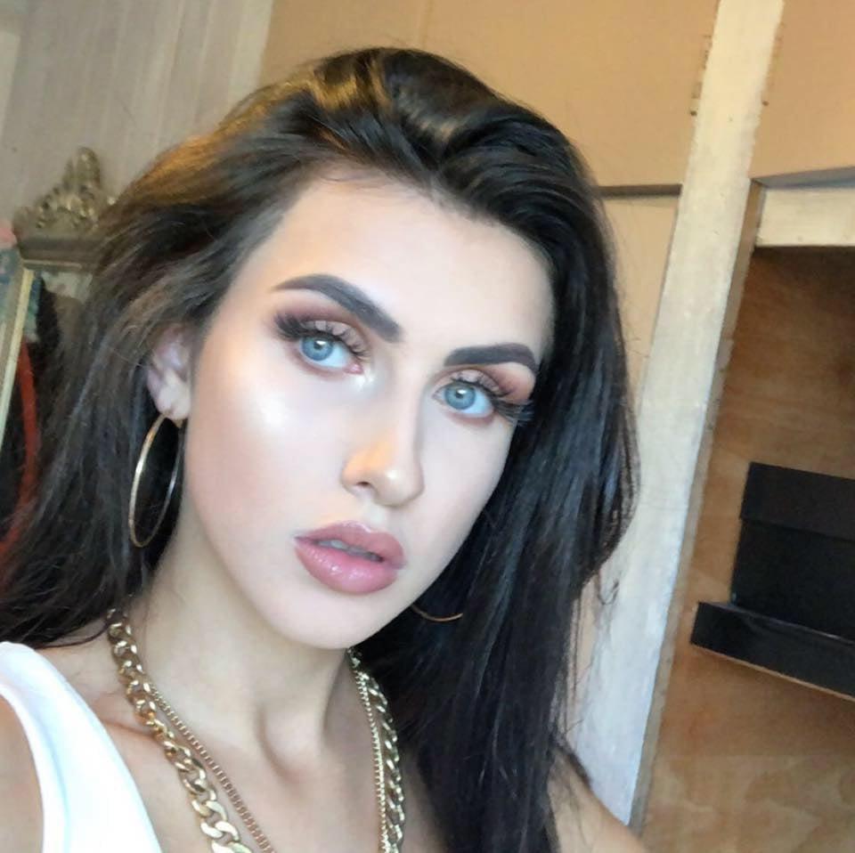 25P Would you fuck this UK chav Slut?