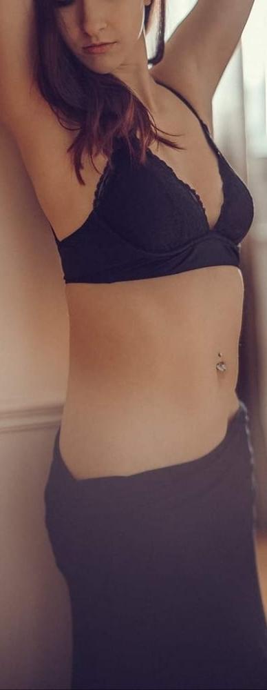 25P Canadian erotic models 18