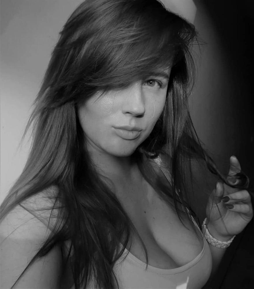 25P Dutch redhead with huge boobs