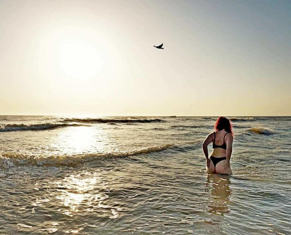 25P Dutch redhead with huge boobs