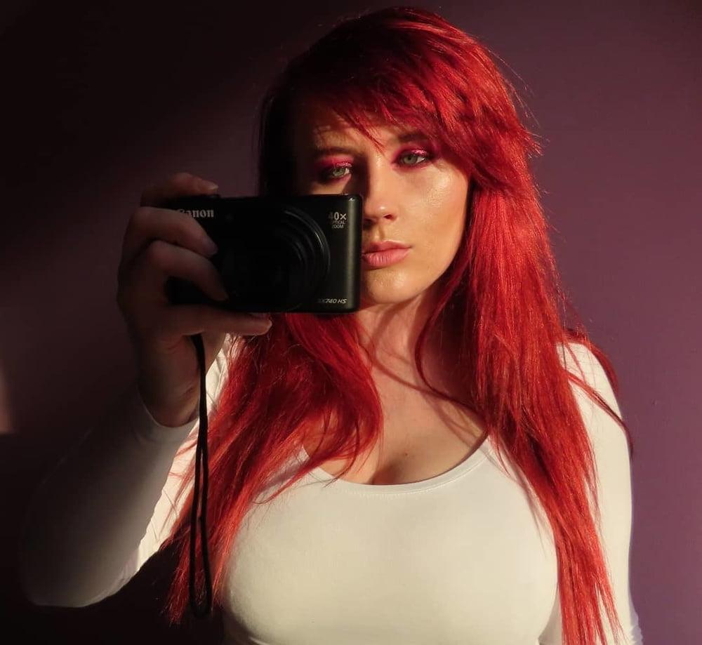 25P Dutch redhead with huge boobs