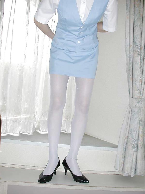 25P Asian pantyhose 2