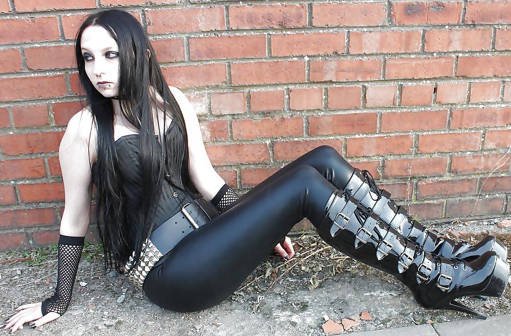 25P Domina