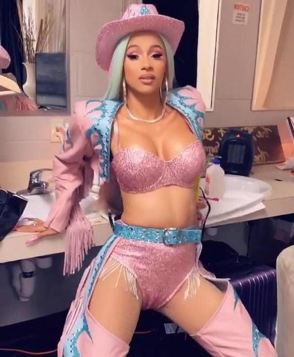 25P I love Cardi B 2