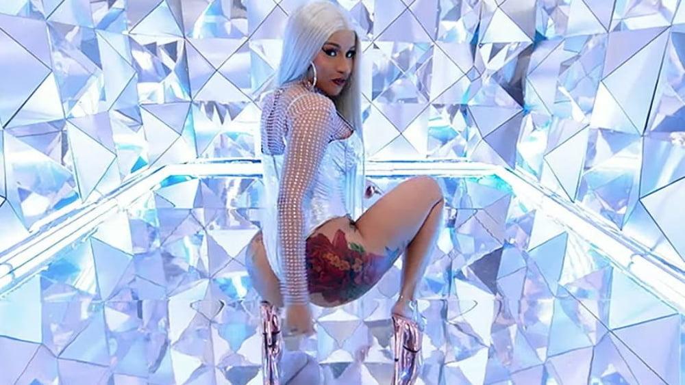 25P I love Cardi B 2