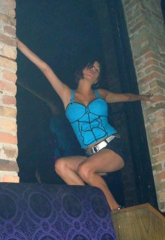 25P Canadian Webslut Nina