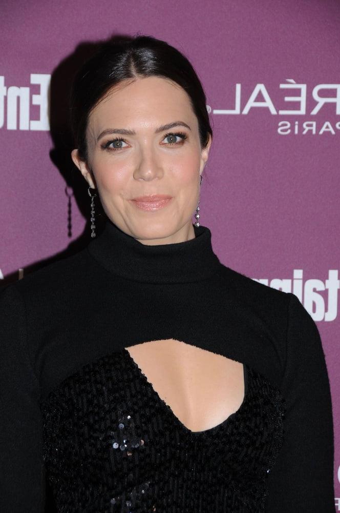 10P Mandy Moore – EW Pre-Emmy Party (15. September 2017)