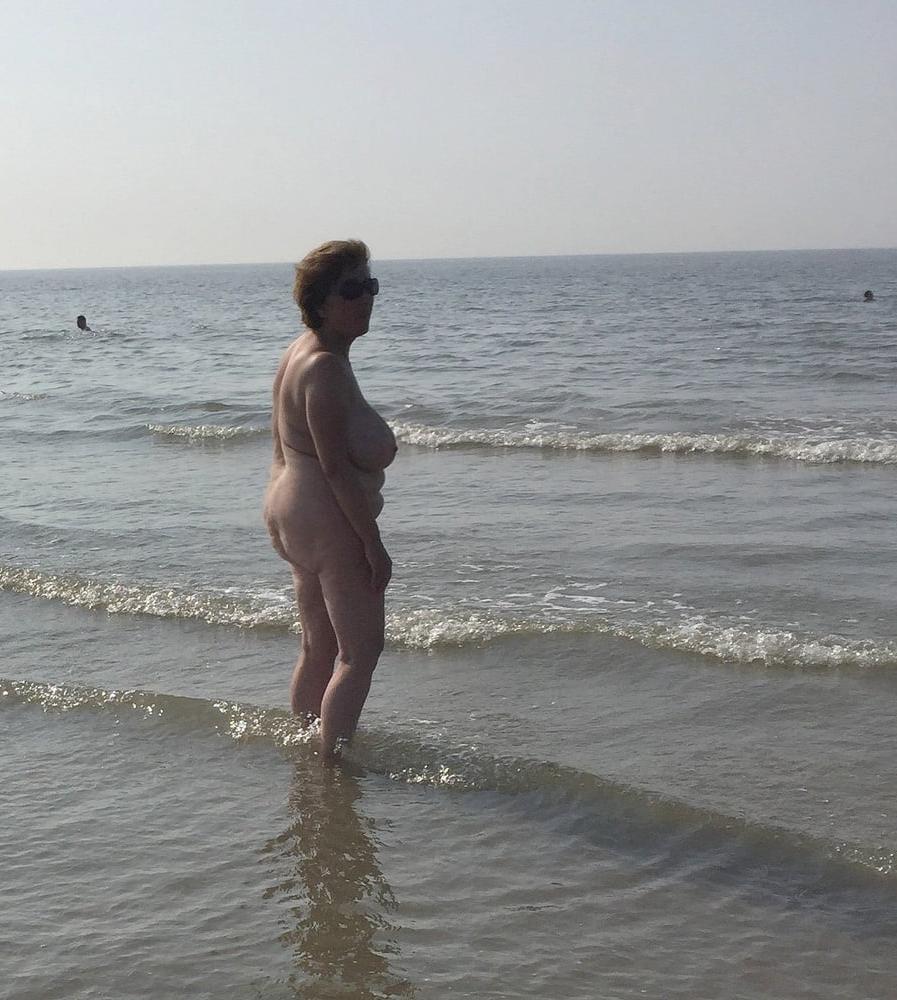 25P I love this lady's body