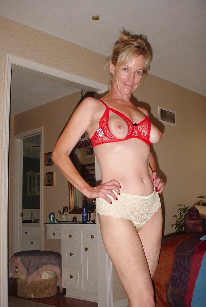 25P Matures That Love The Camera26