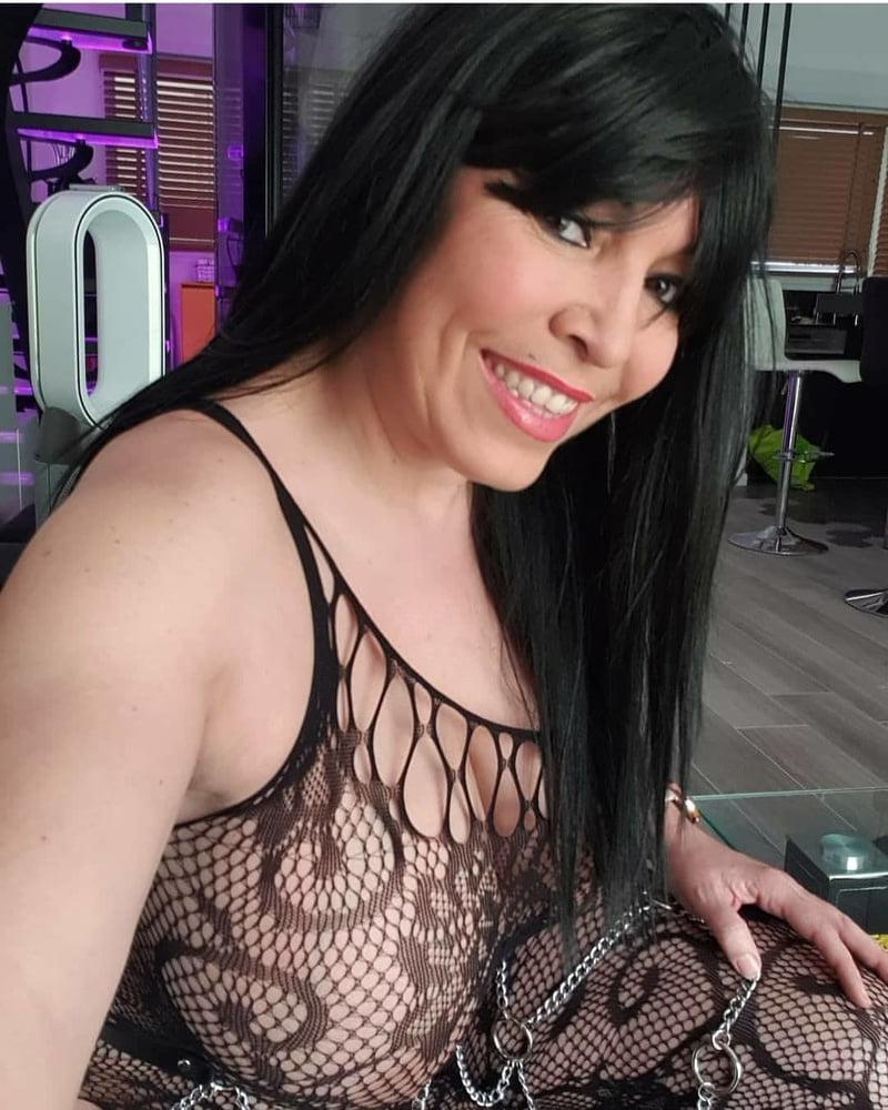 25P Mature Latino fuck toy