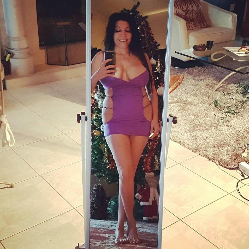 25P Mature Latino fuck toy