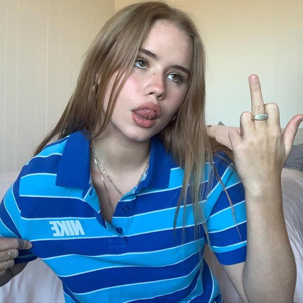 25P Lexee Smith Fit As Fuck 2
