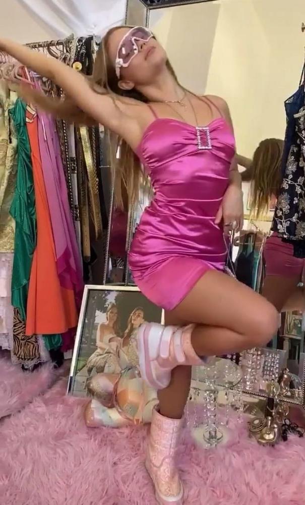 25P Lexee Smith Fit As Fuck 2