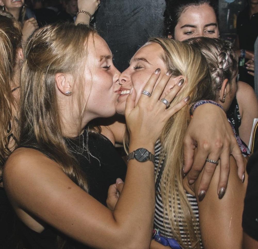 25P Hot dutch girls going wild and make out