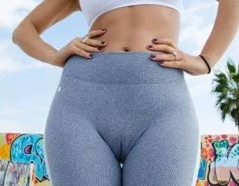 13P Besonders 4. Cameltoe