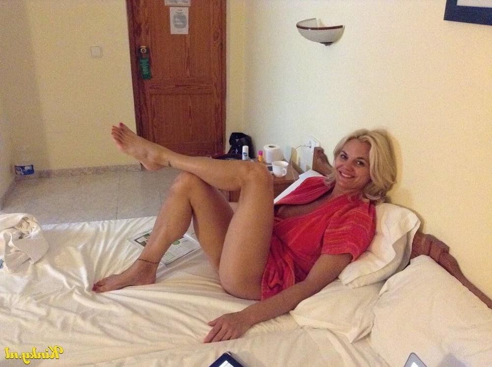 25P Cecilie: Dutch Escort with huge fake tits!