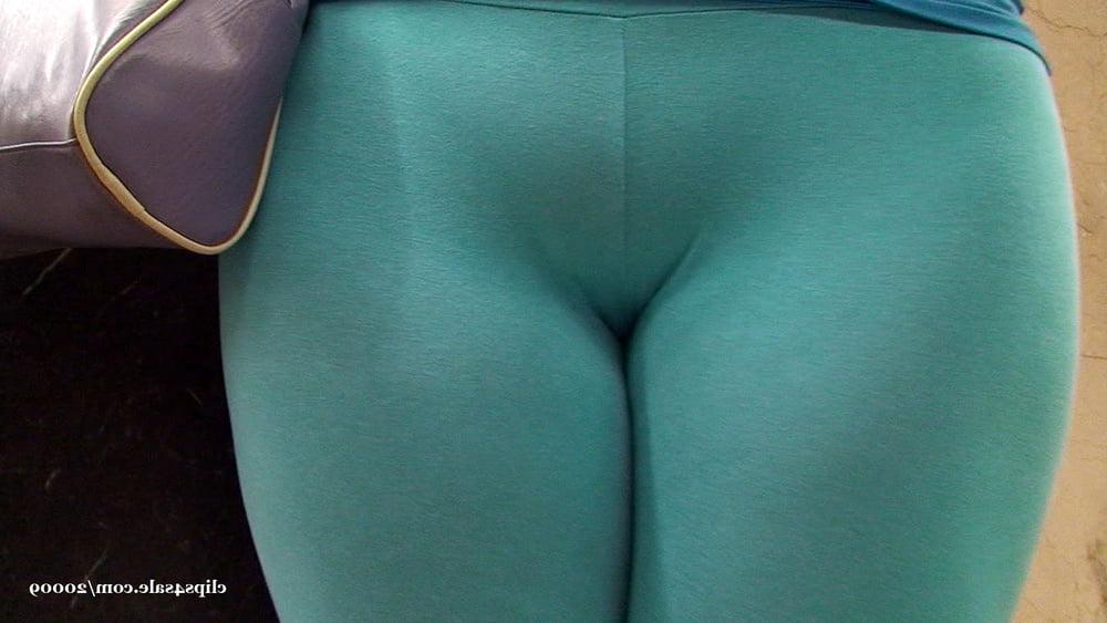 17P blue pawg hot cameltoe GLUTEUS DIVINUS