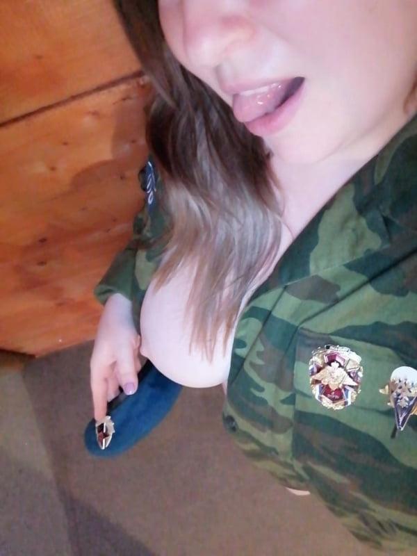 15P Best Home Nude Selfies