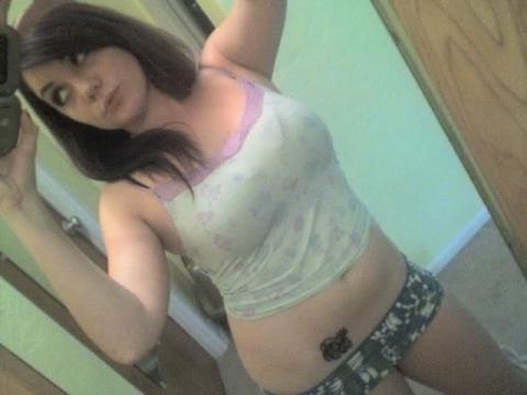 25P Busty redhead teen exposed
