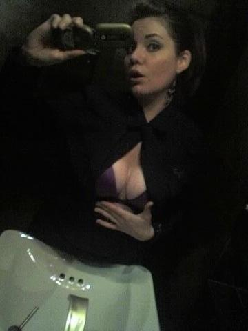 25P Busty redhead teen exposed
